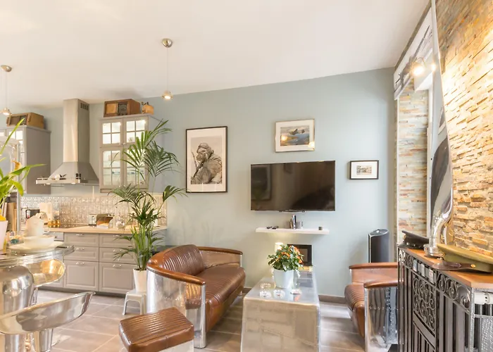 Dday Aviators Guest house