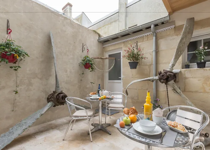 Guest house Dday Aviators 4*